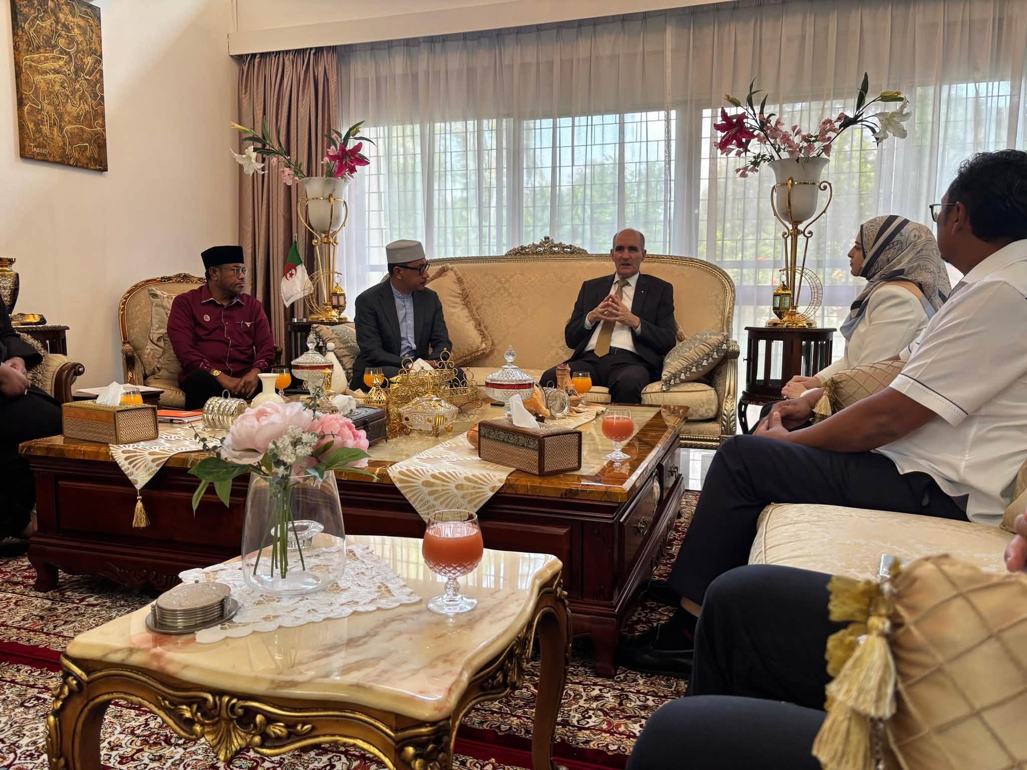 Kunjungan Hormat ke Kedutaan Republik Demokratik Rakyat Algeria di Malaysia
